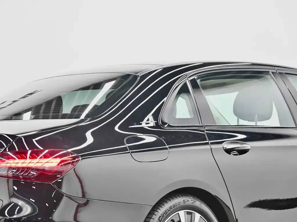 Mercedes-Benz E-Class New Energy — фото 9