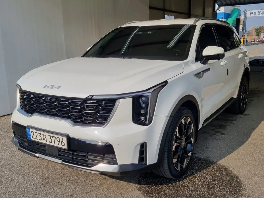 Kia Sorento — фото 1