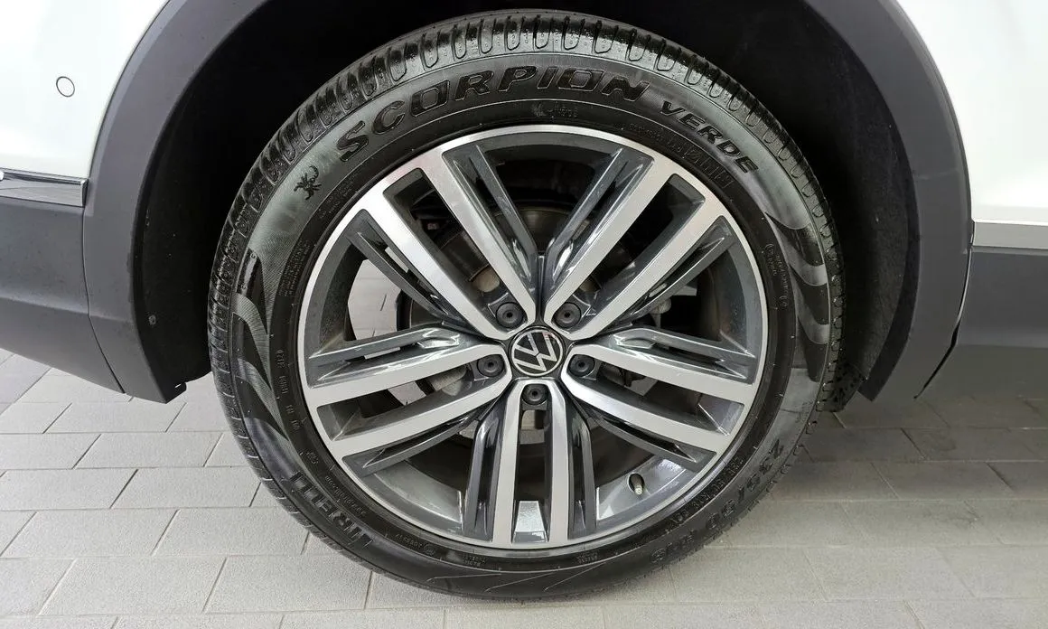 Volkswagen Tiguan — фото 3