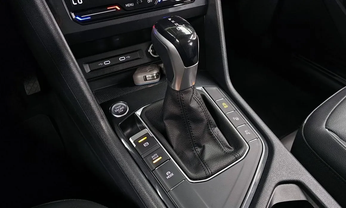 Volkswagen Tiguan — фото 2