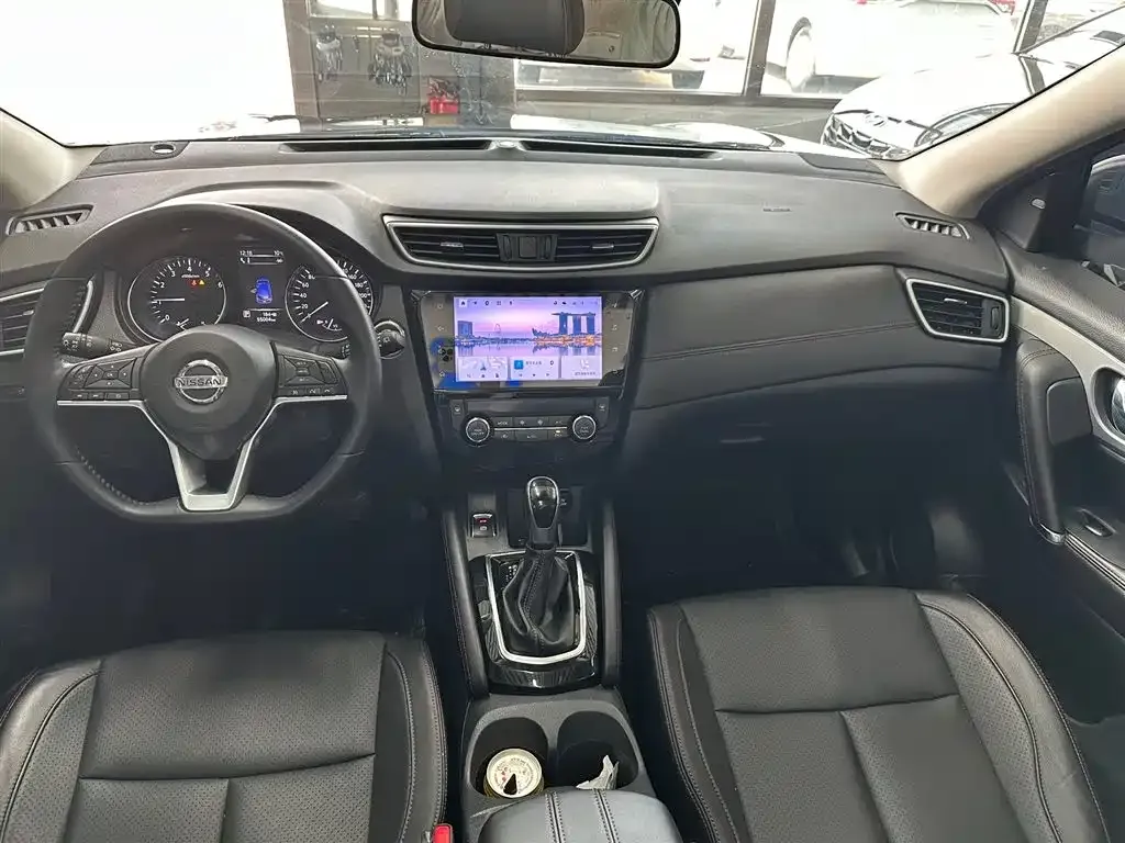 Nissan Qashqai — фото 4