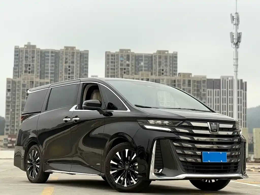 Toyota Vellfire — фото 7