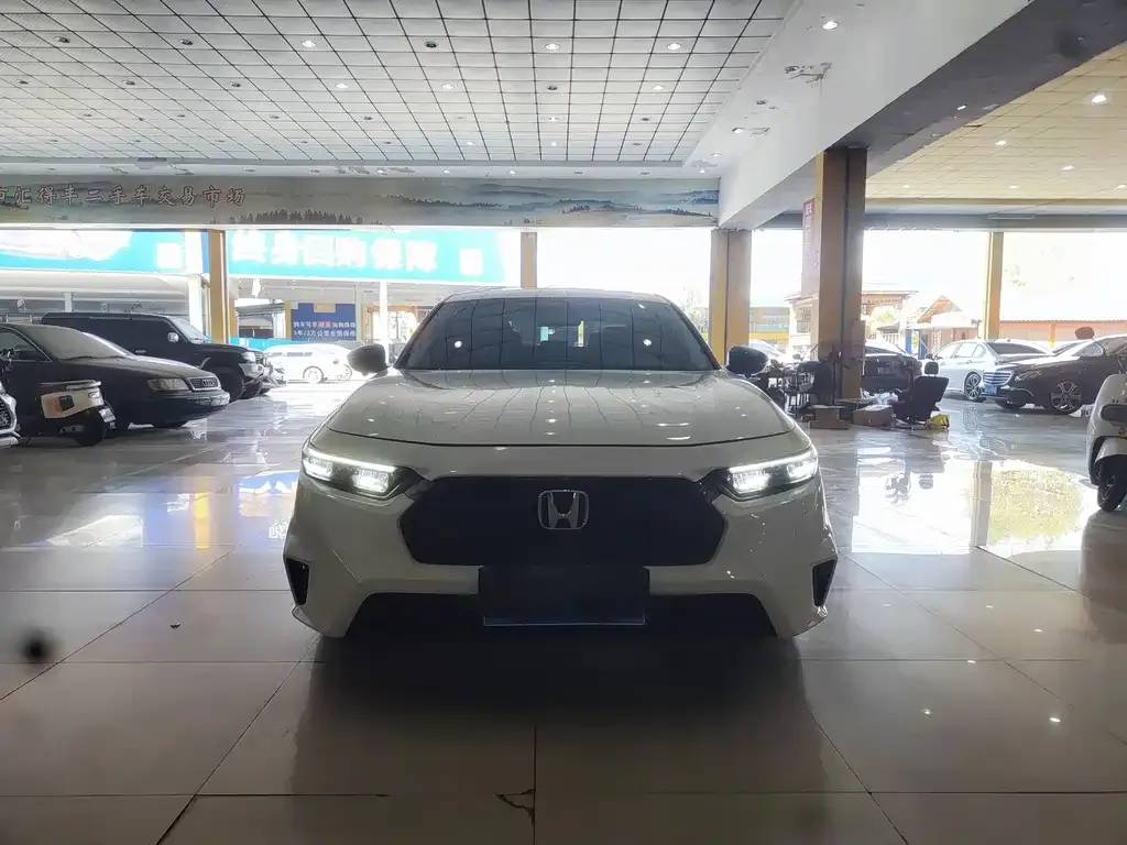 Honda Inspire — фото 6