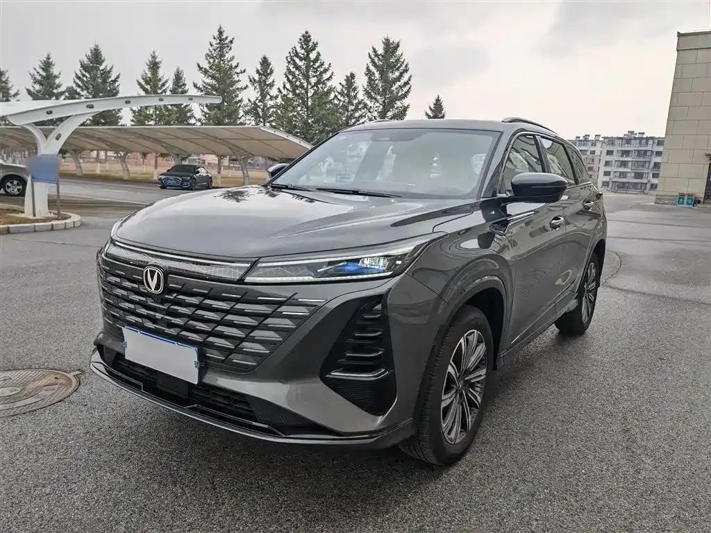 Changan CS75 PLUS — фото 8