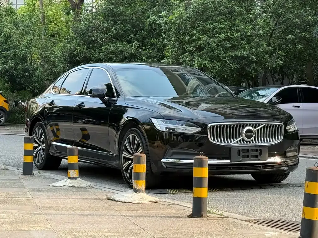Volvo S90 — фото 8