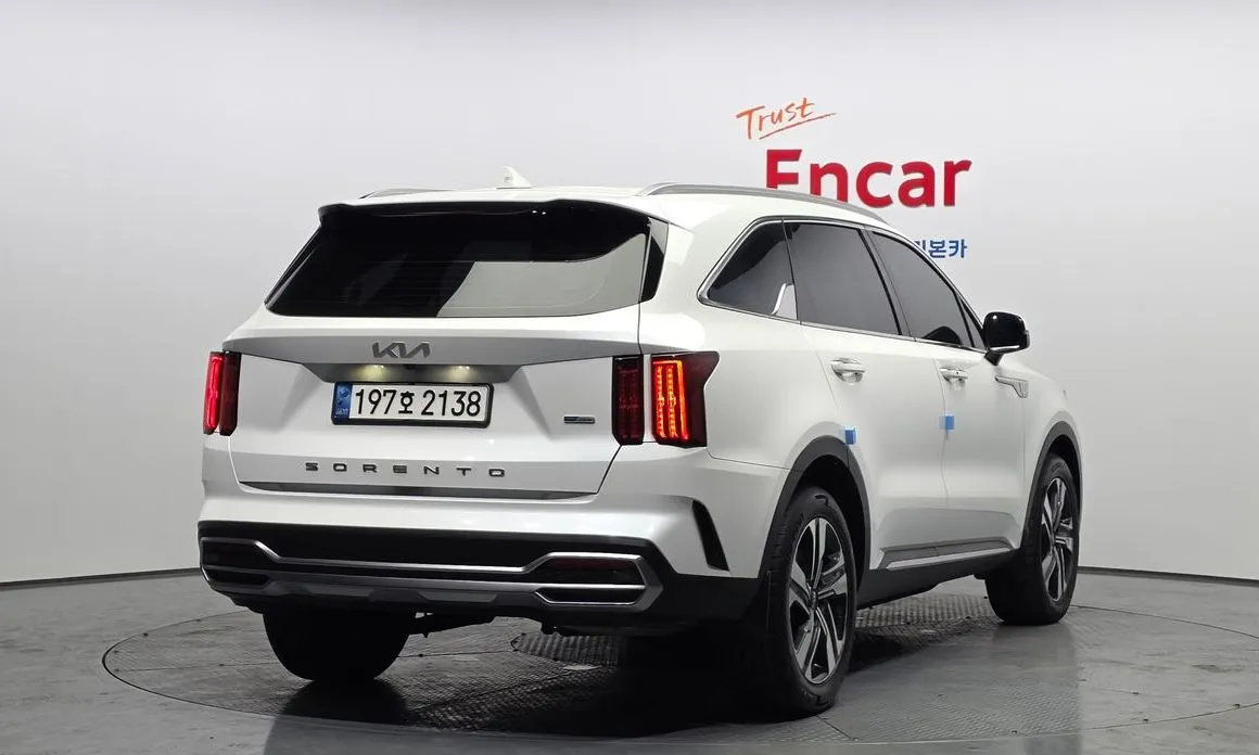 Kia Sorento — фото 4