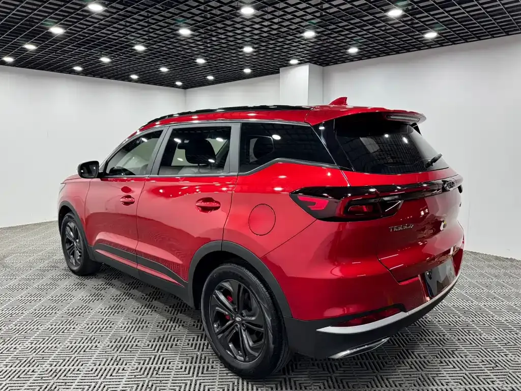 Chery Tiggo 7 — фото 9