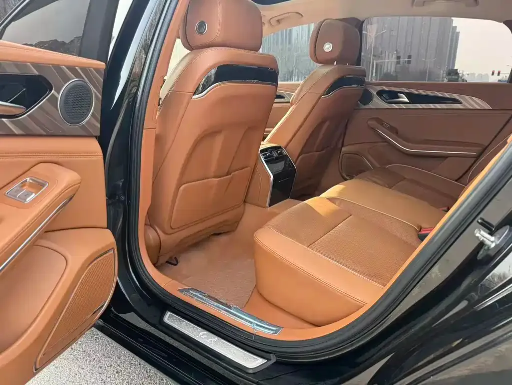 Hongqi H9 — фото 2