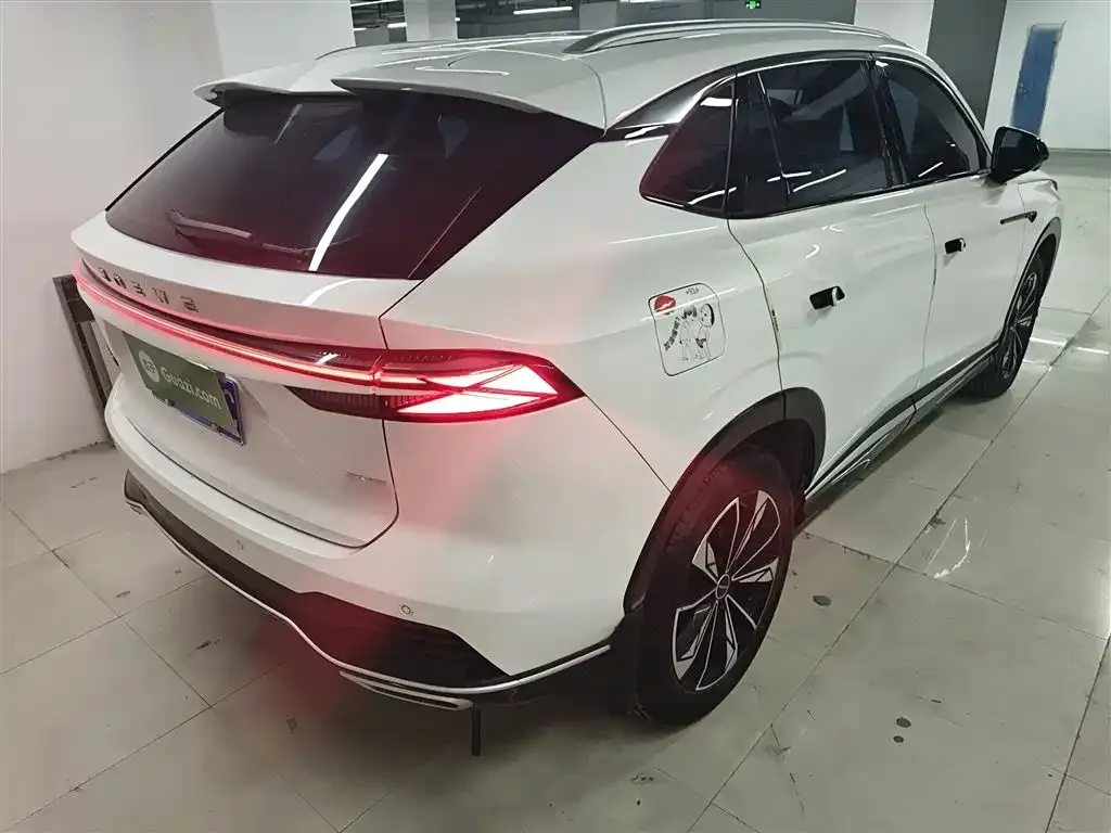 Roewe RX5 — фото 10