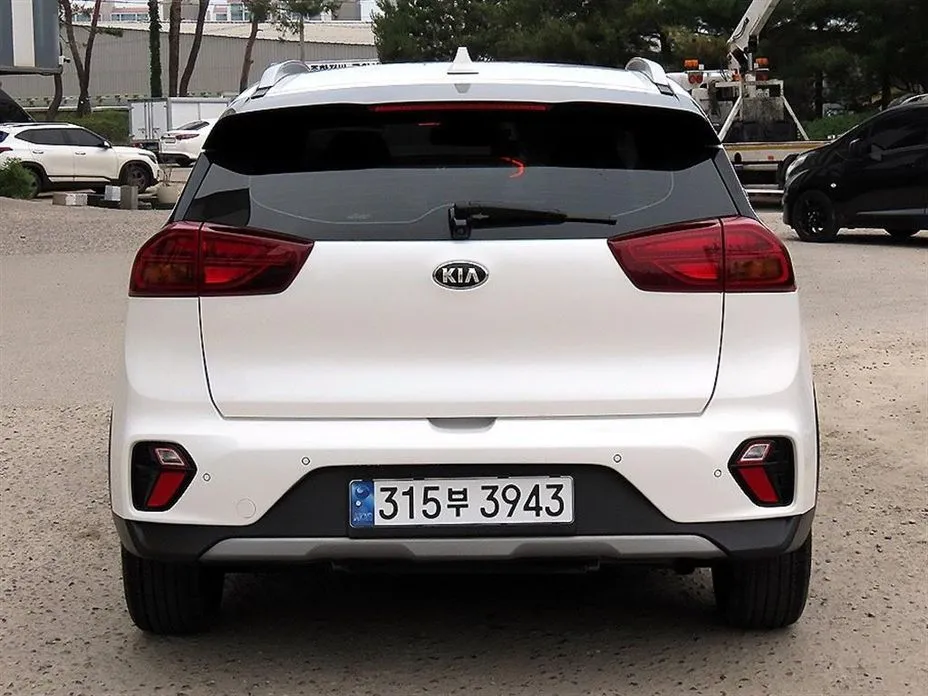 Kia Niro — фото 5