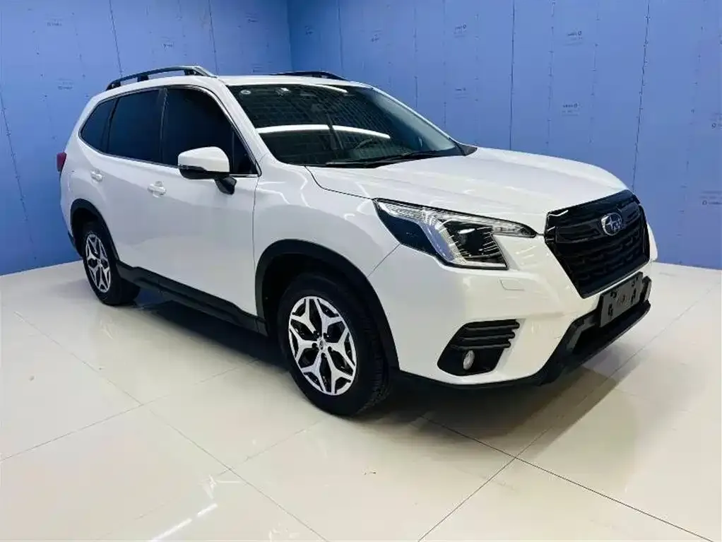 Subaru Forester — фото 2