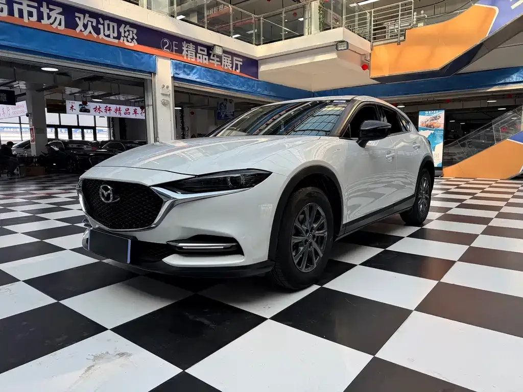 Mazda CX-4 — фото 1