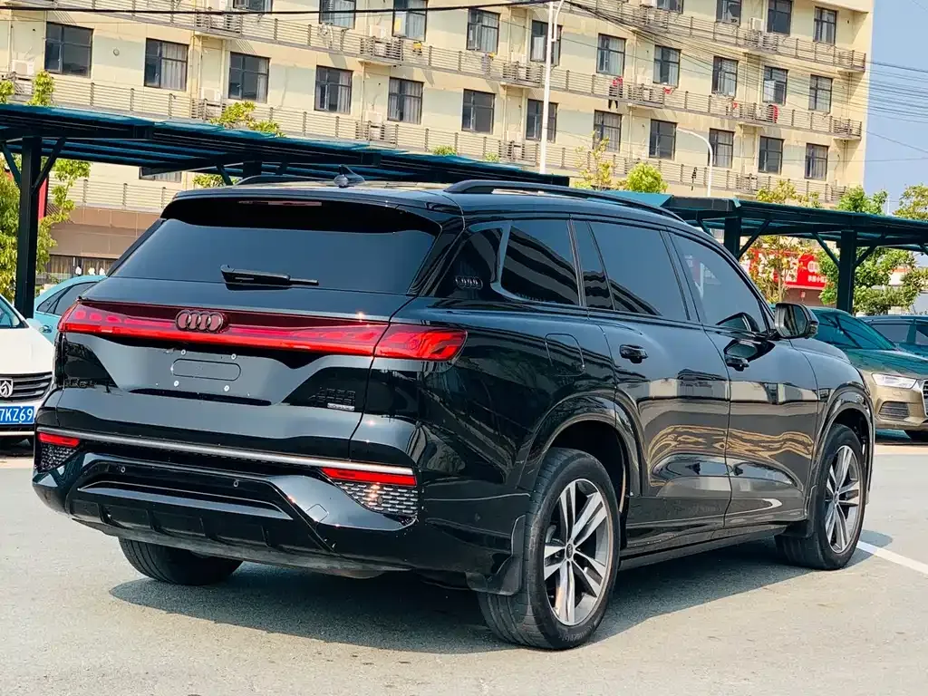 Audi Q6 — фото 4