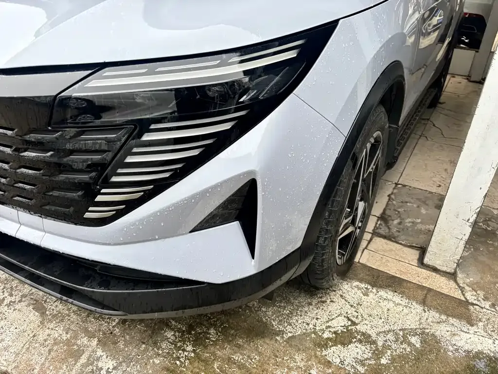 Nissan Qashqai — фото 10