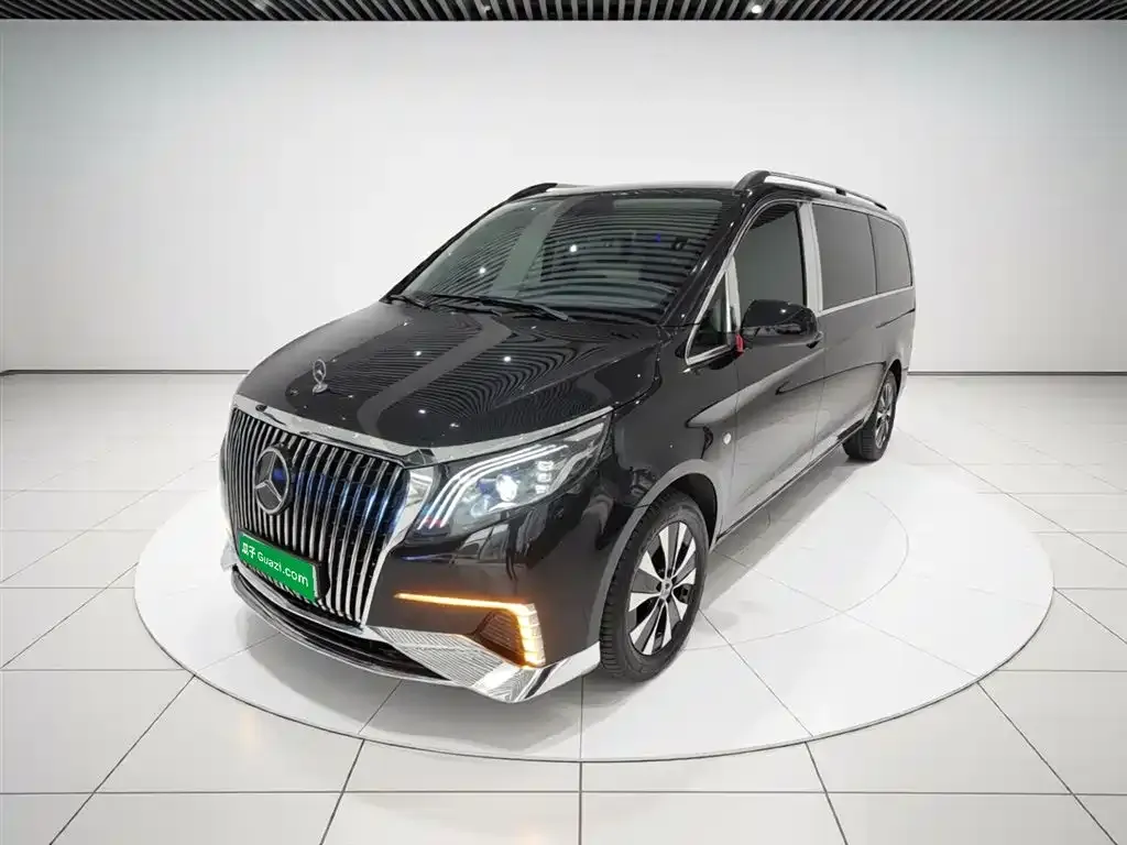 Mercedes-Benz Vito — фото 1