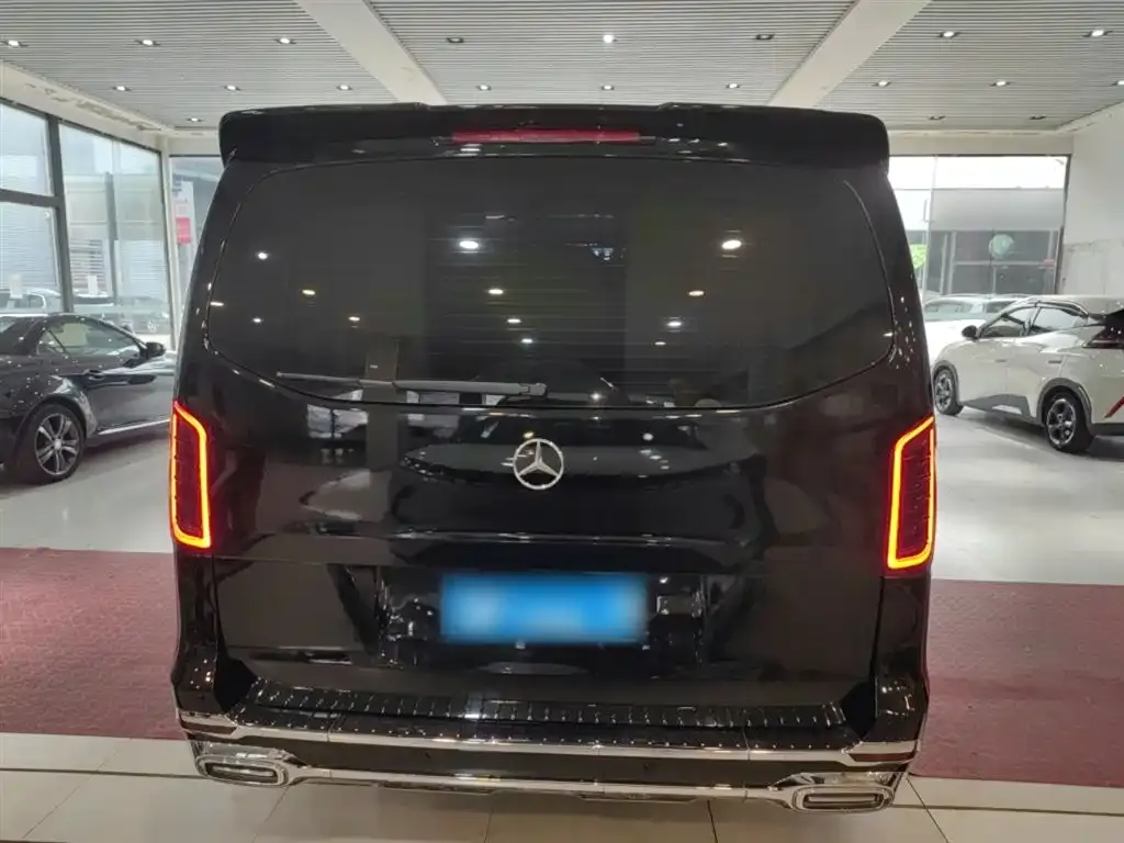 Mercedes-Benz Vito — фото 10