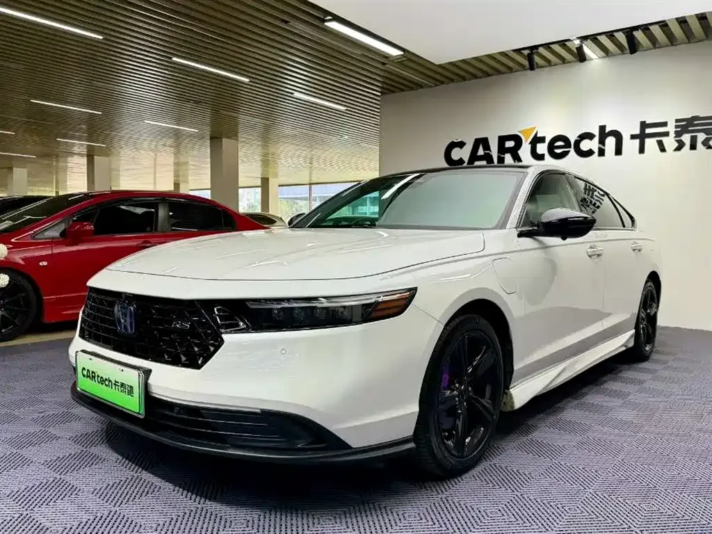 Honda Accord New Energy — фото 1
