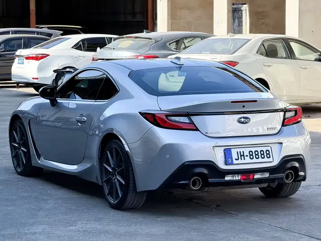 Subaru BRZ — фото 2