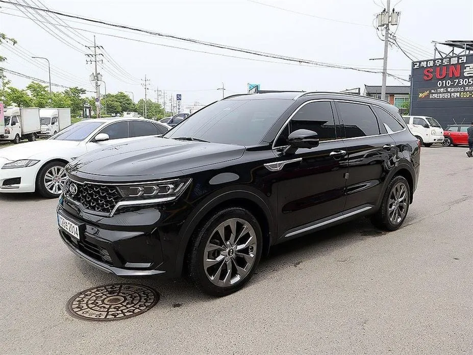 Kia Sorento — фото 9