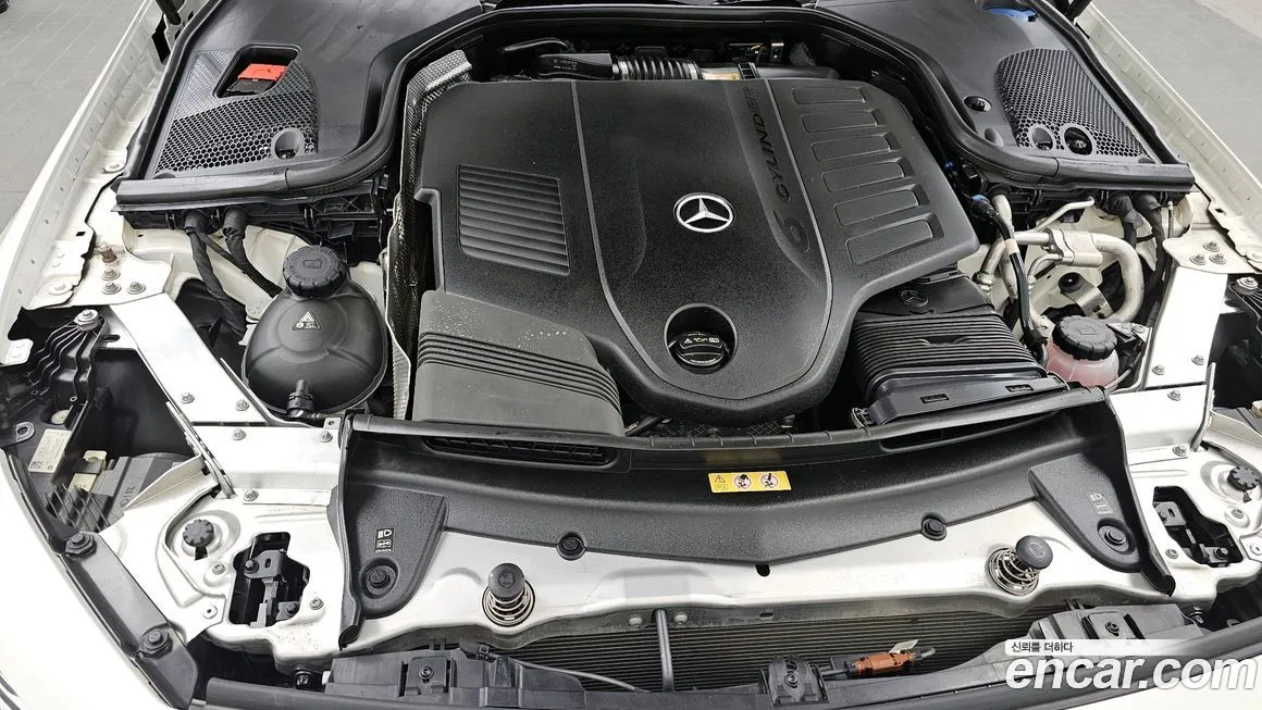 Mercedes-Benz CLS-Class — фото 10