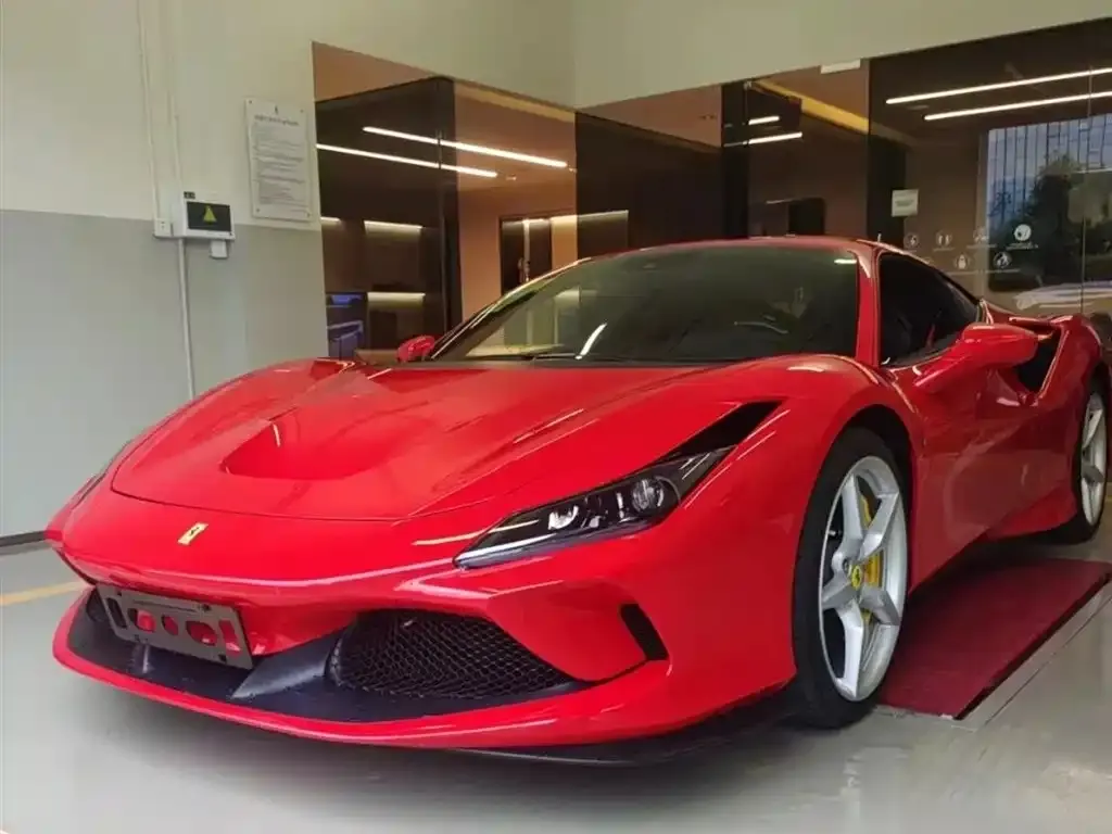 Ferrari F8 — фото 1