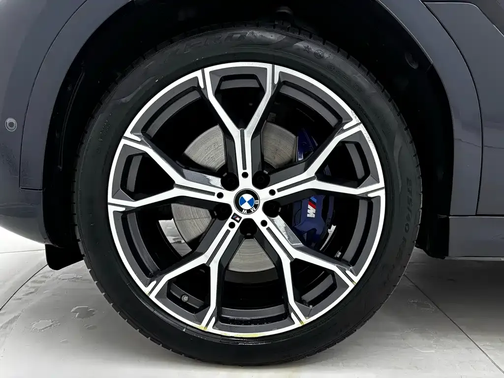 BMW X6 — фото 9