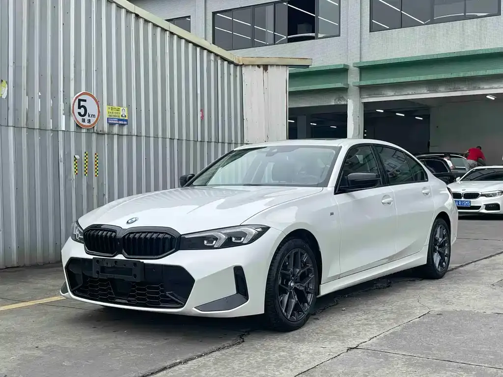 BMW 3 Series — фото 1