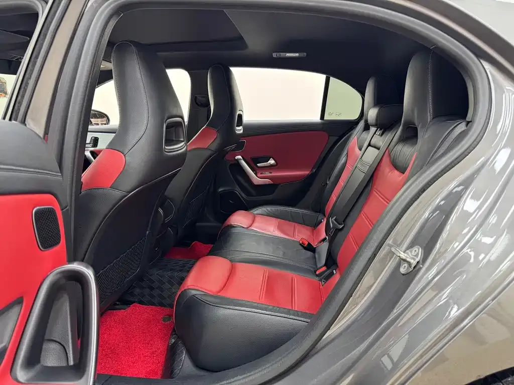 Mercedes-Benz A-Class AMG (Import) — фото 6