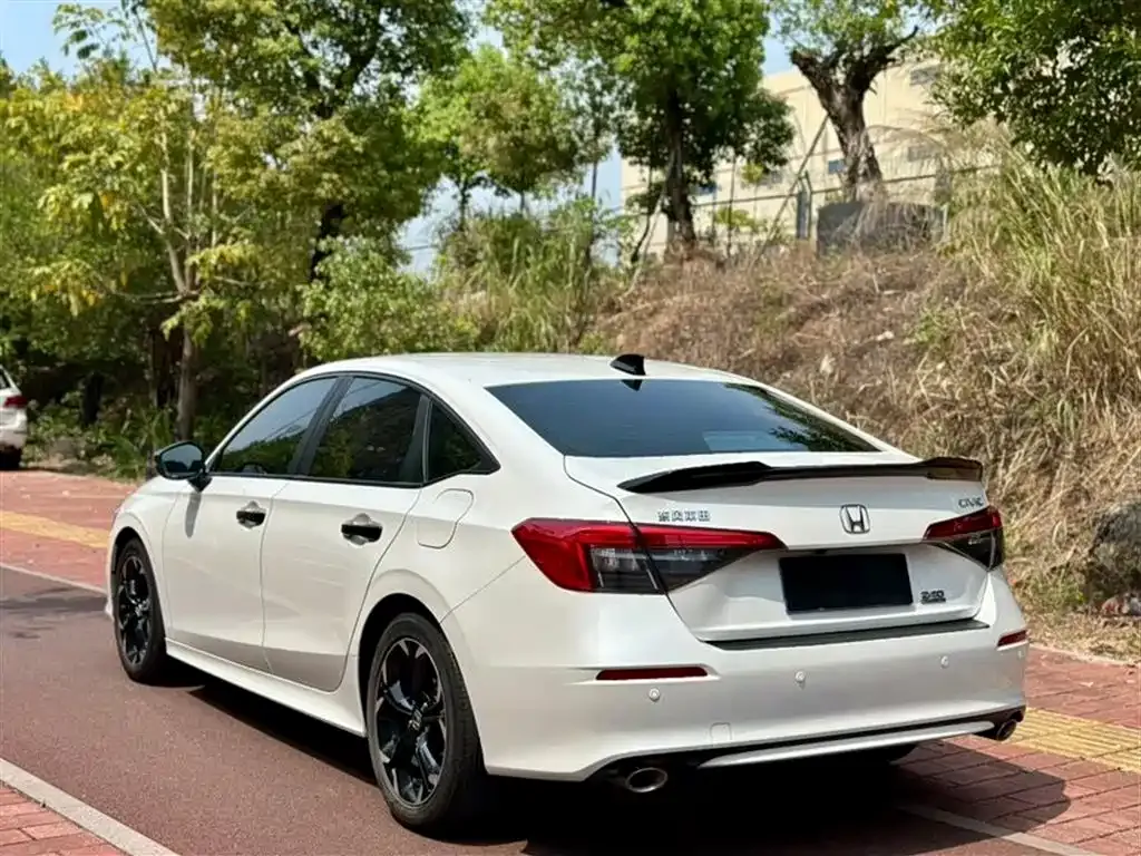 Honda Civic — фото 3