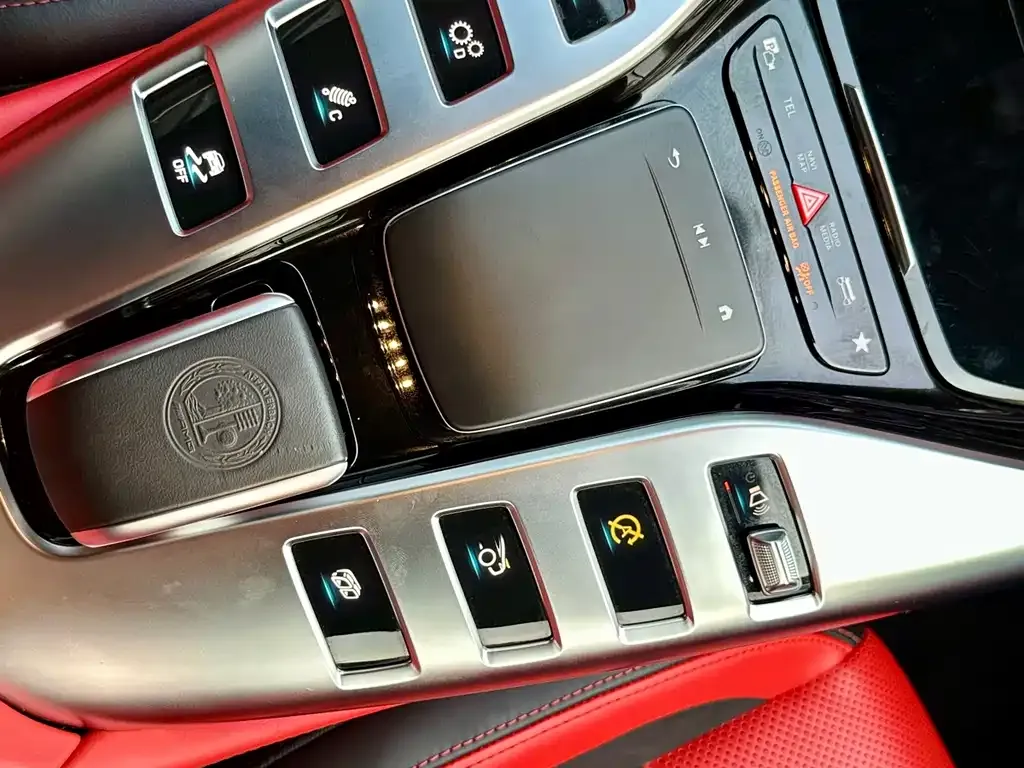 Mercedes-Benz AMG GT — фото 2