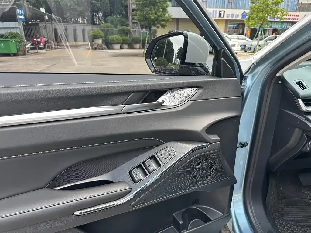 Haval H6 New Energy — фото 4