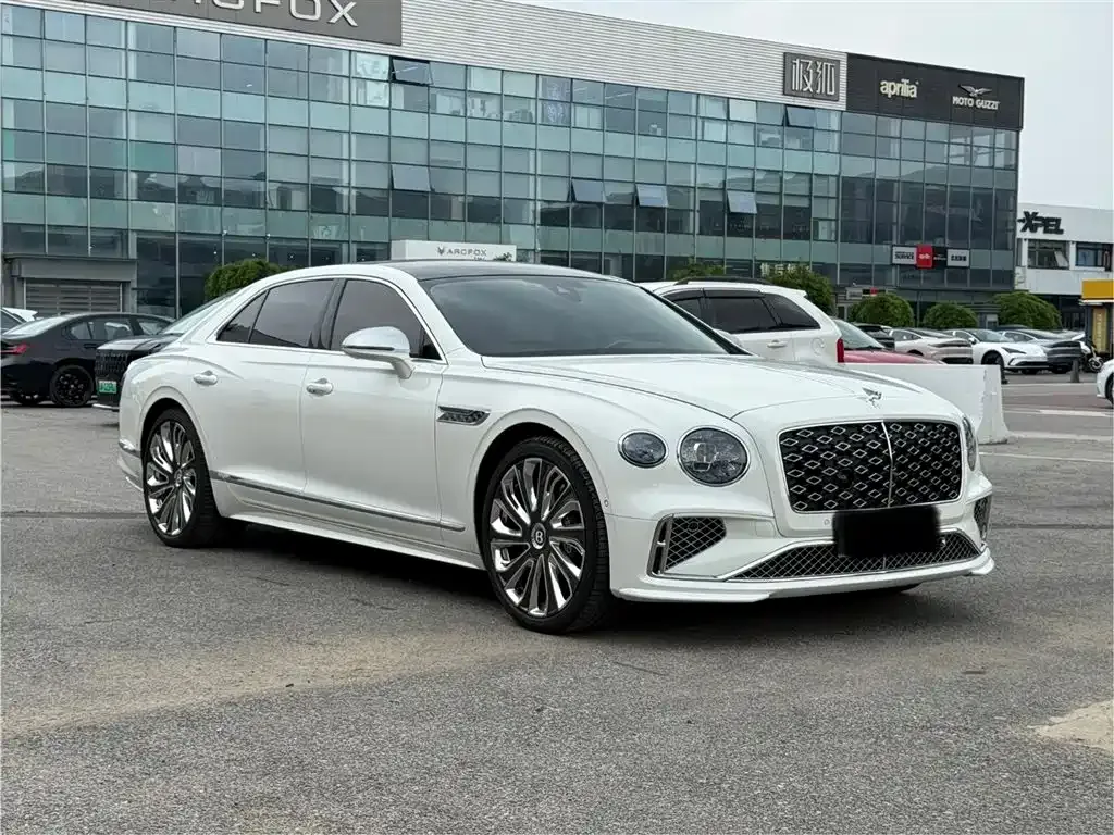Bentley Flying Spur PHEV — фото 7
