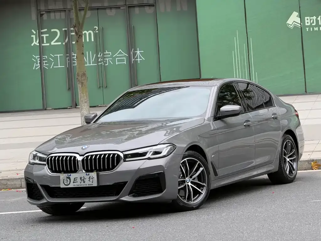 BMW 5 Series (Import) — фото 1