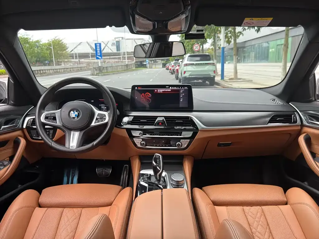 BMW 5 Series (Import) — фото 2