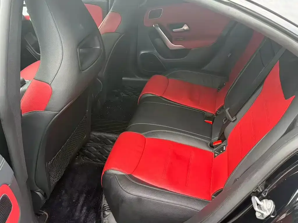 Mercedes-Benz CLA AMG — фото 3