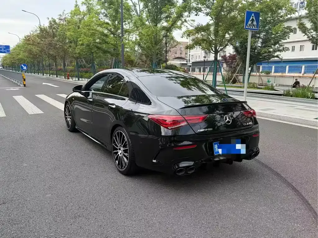 Mercedes-Benz CLA AMG — фото 9