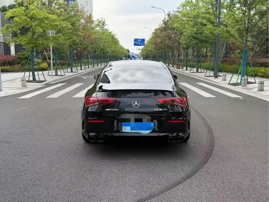 Mercedes-Benz CLA AMG — фото 8