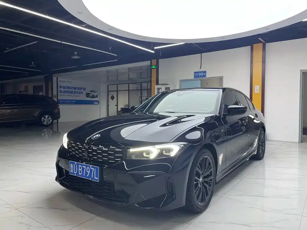 BMW 3 Series — фото 1