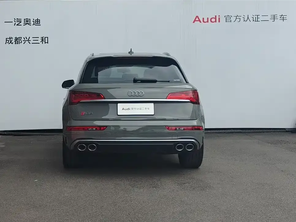 Audi SQ5 — фото 5