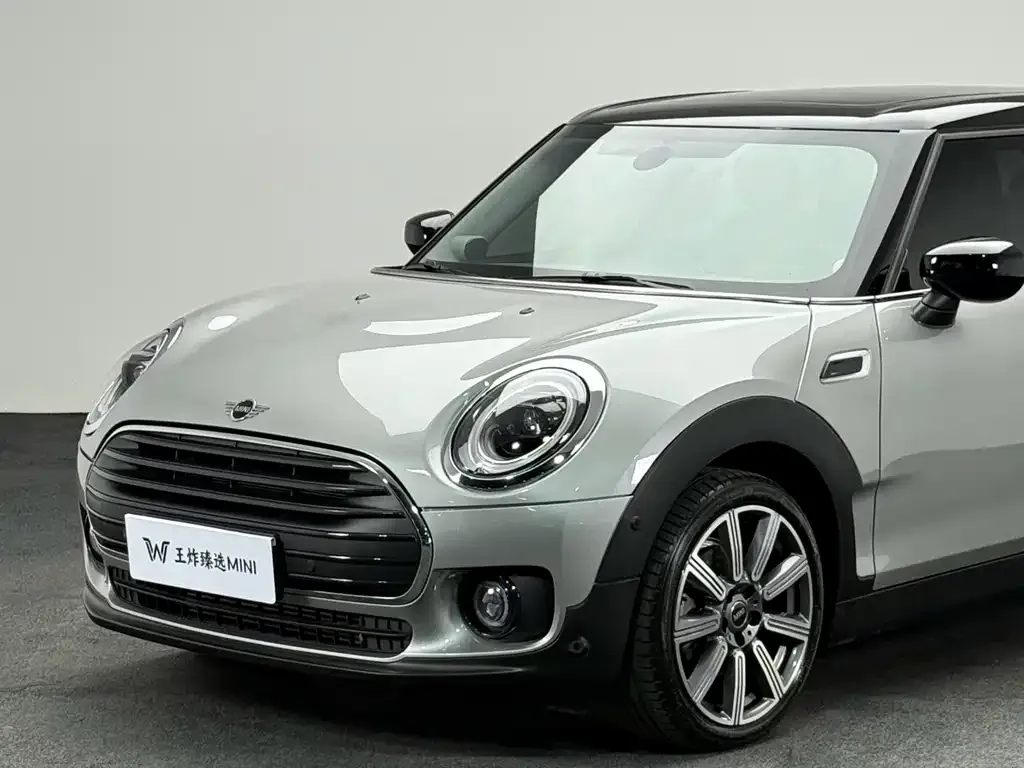 MINI Clubman — фото 4