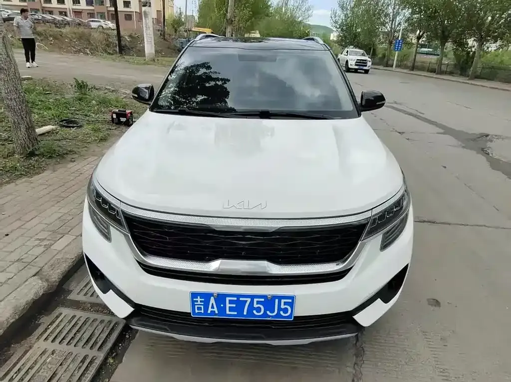 Kia KX3 — фото 1