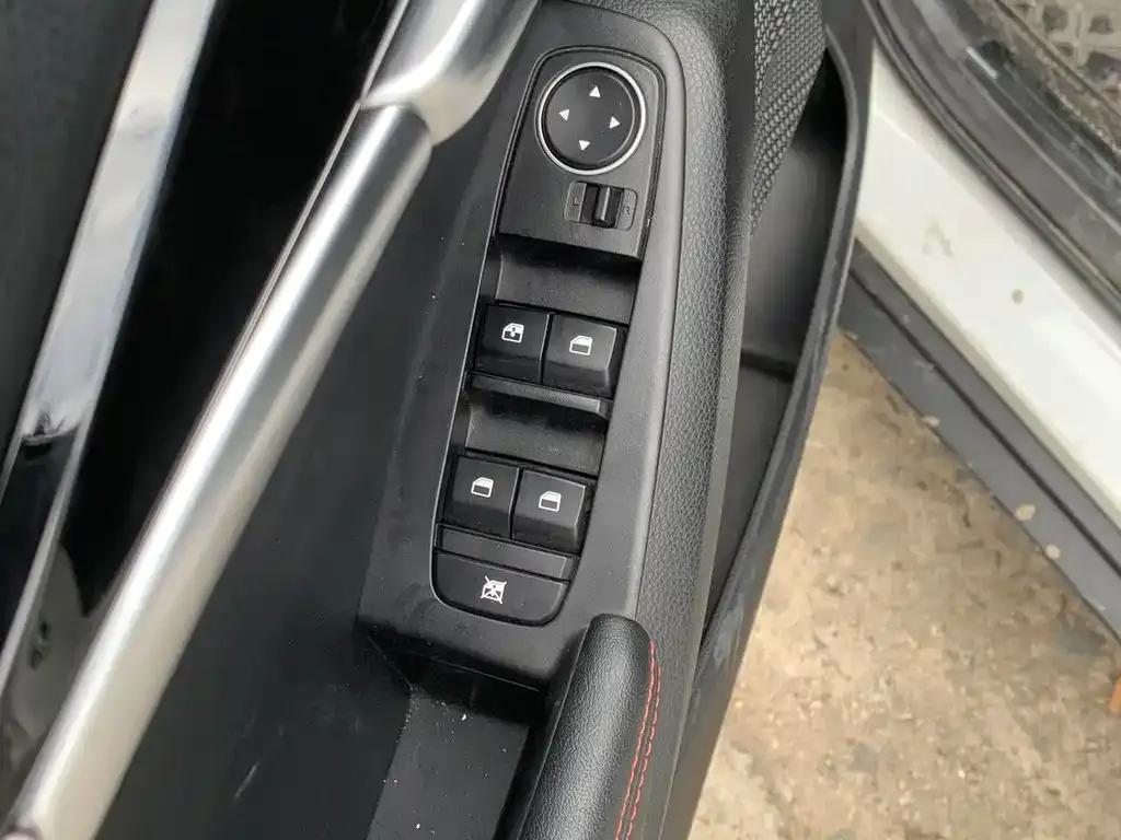 Kia KX3 — фото 8