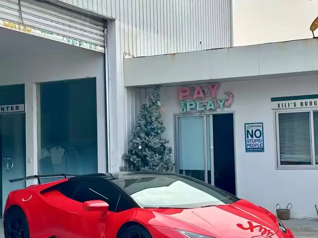 Lamborghini Huracan — фото 1