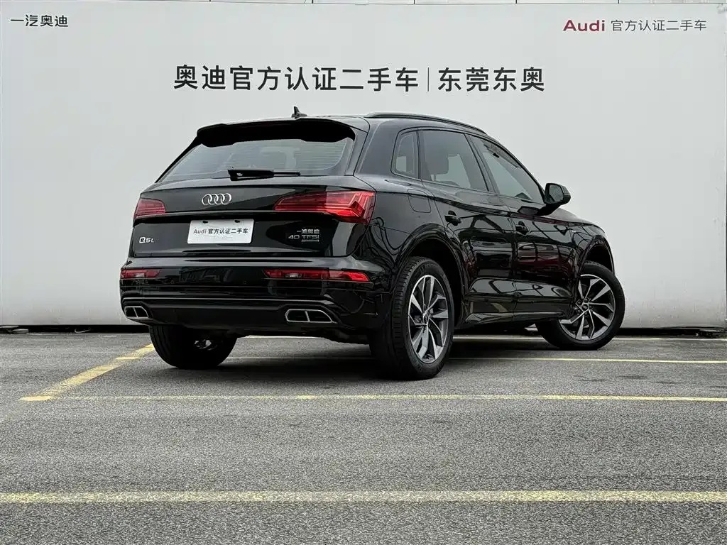 Audi Q5L — фото 2