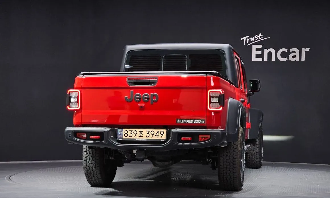 Jeep Gladiator — фото 6