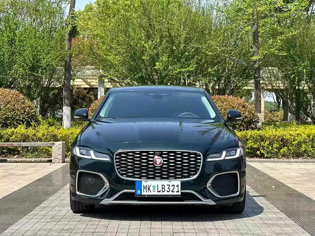 Jaguar XFL — фото 8