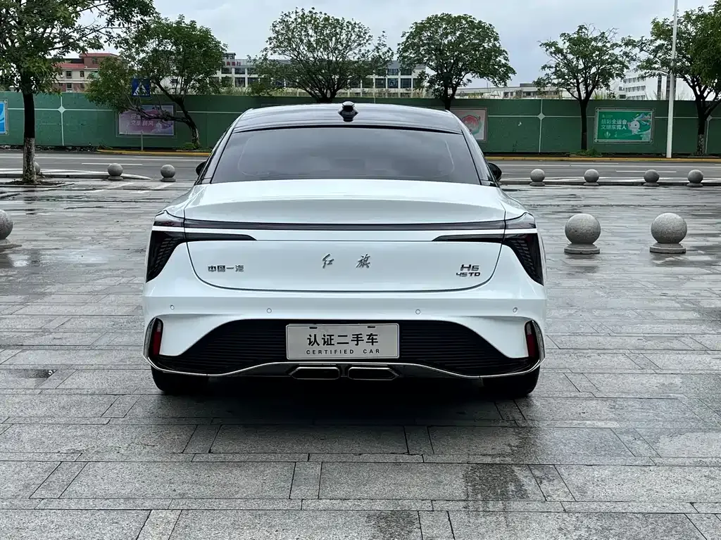 Hongqi H6 — фото 9