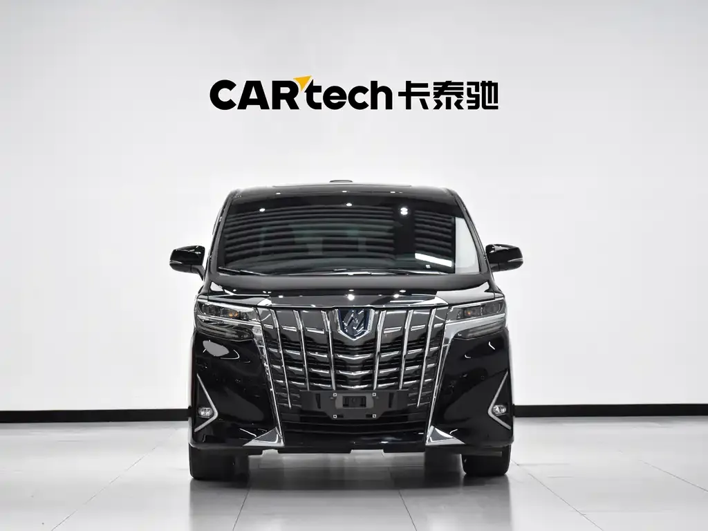 Toyota Alphard — фото 2
