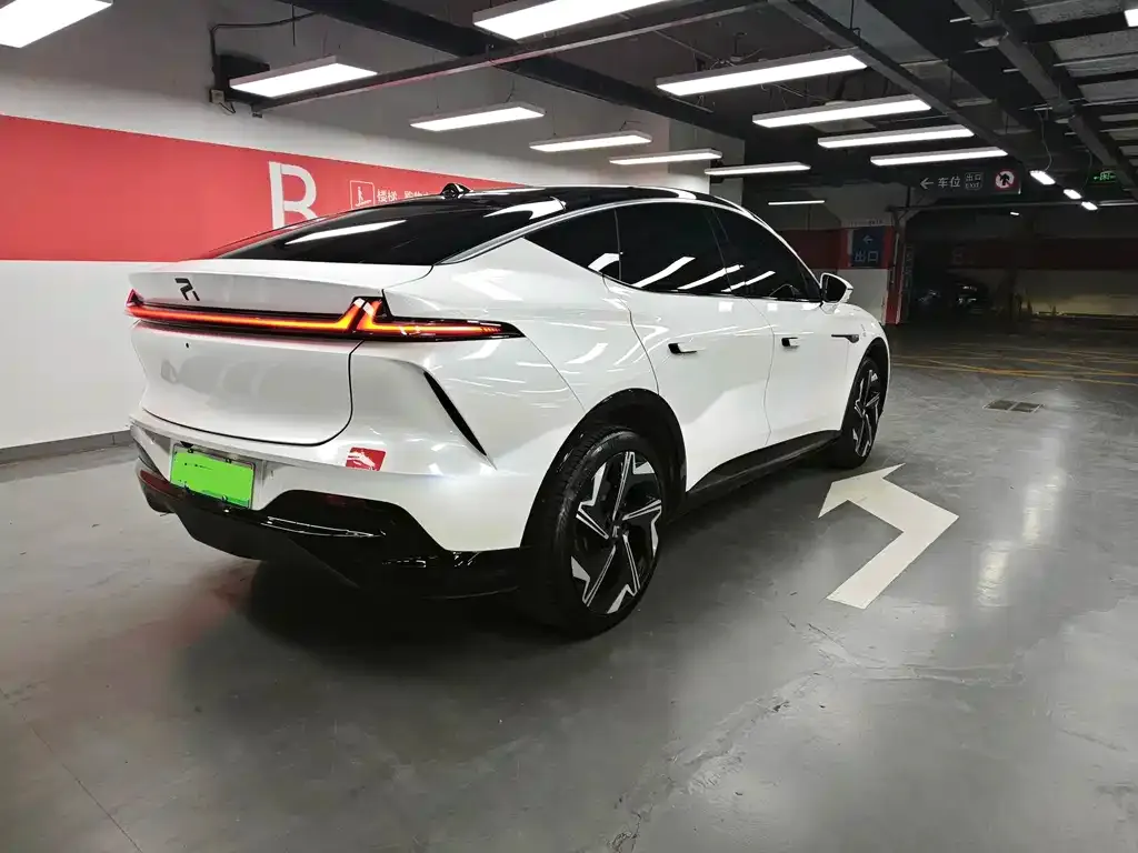 Roewe Feifan R7 — фото 10