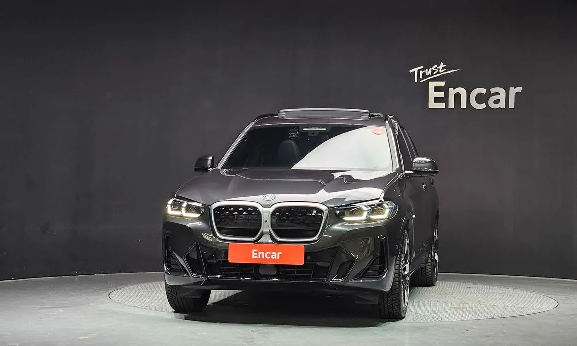 BMW iX3 — фото 4